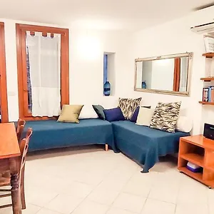 ca-marco-apartment.hotelinveneto.com/
