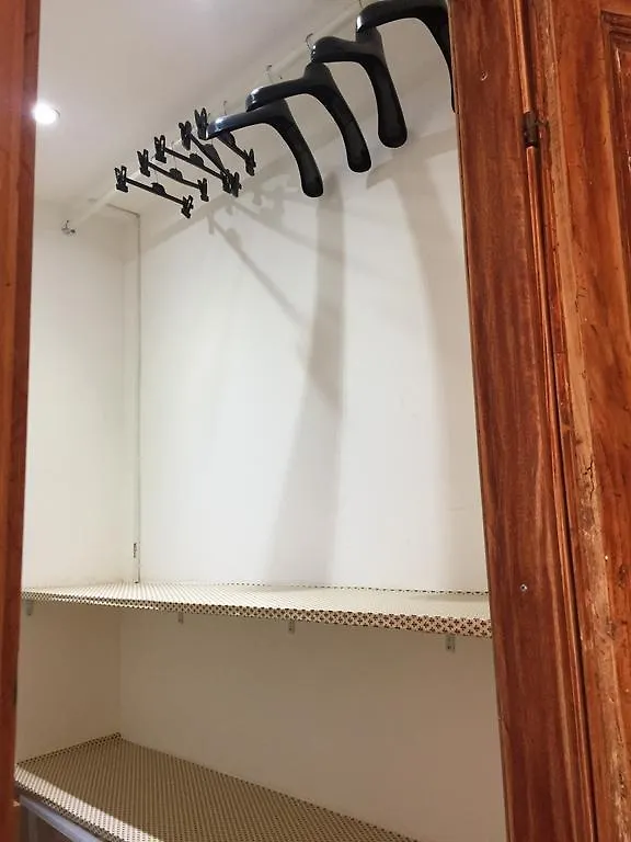 Scala Apartments Firenze 0*,  Italia